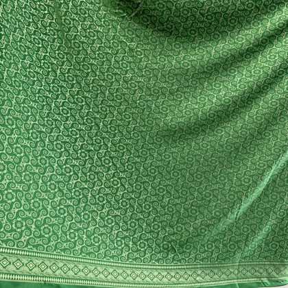 Batik Borneo Bungai Terung Bidang 45" (BB/CR/082025/01) Kain Cotton Rayon